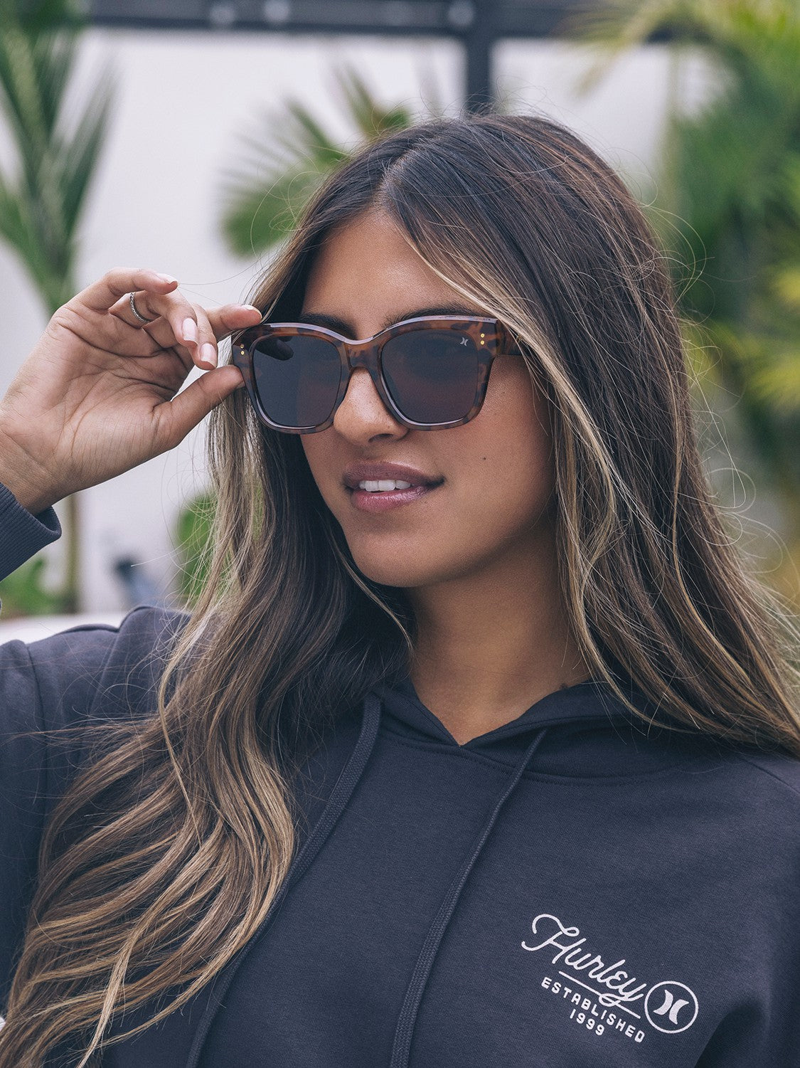 Hurley | Morrisey Oversized Sunglasses - Amber Demi