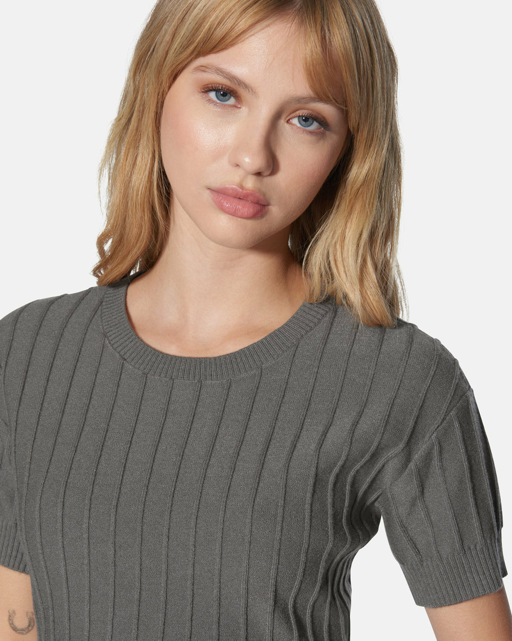 Hurley Onsale | Daylight Short Sleeve Sweater Top - Charcoal Gray